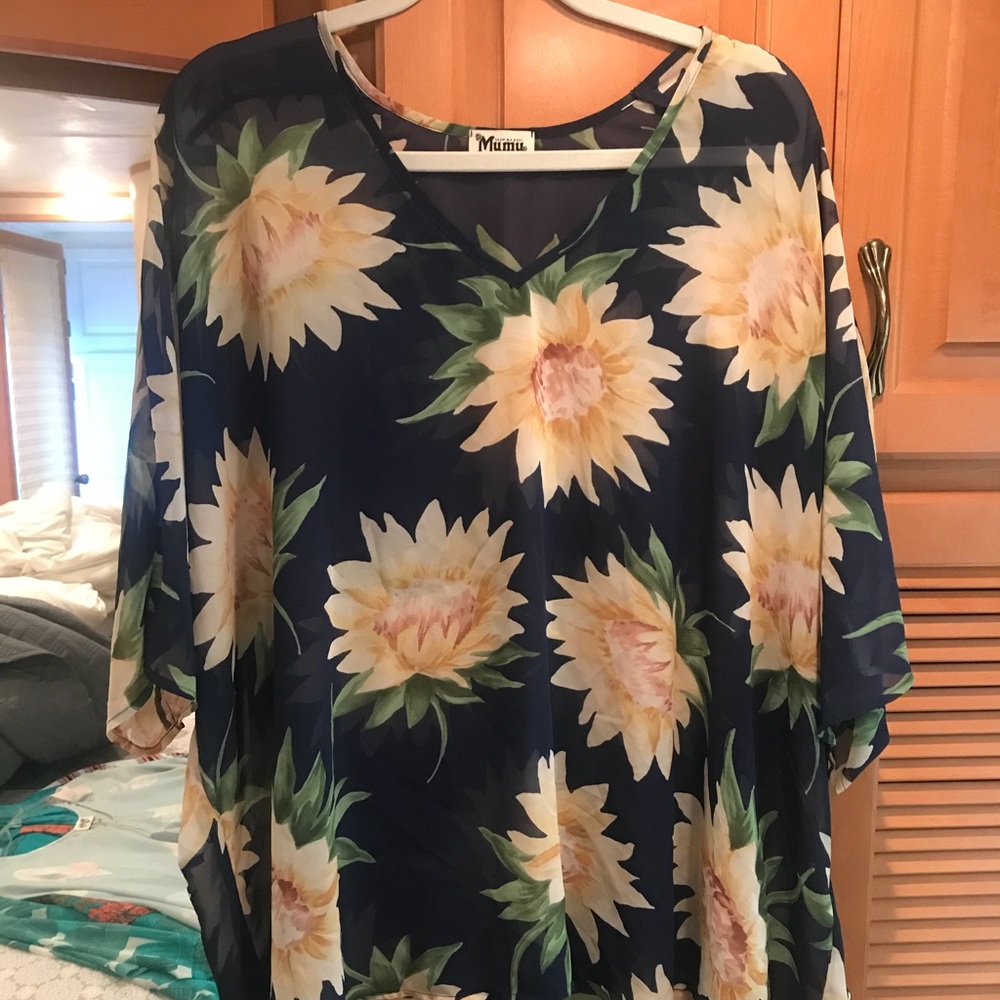 SMYM NAVY SUNFLOWER DREAMS PETA